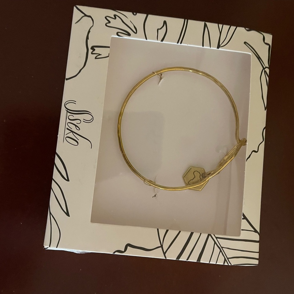 Sseko Gold Charm Bracelet with two charms included